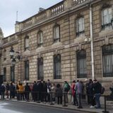 Francuzi danas odaju poštu preminulom bivšem predsedniku Širaku 6