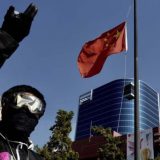 Novi sukobi demonstranata i policije na protestima u Hongkongu 8