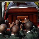 Mugabe će biti sahranjen u svom selu, a ne u mauzoleju 1