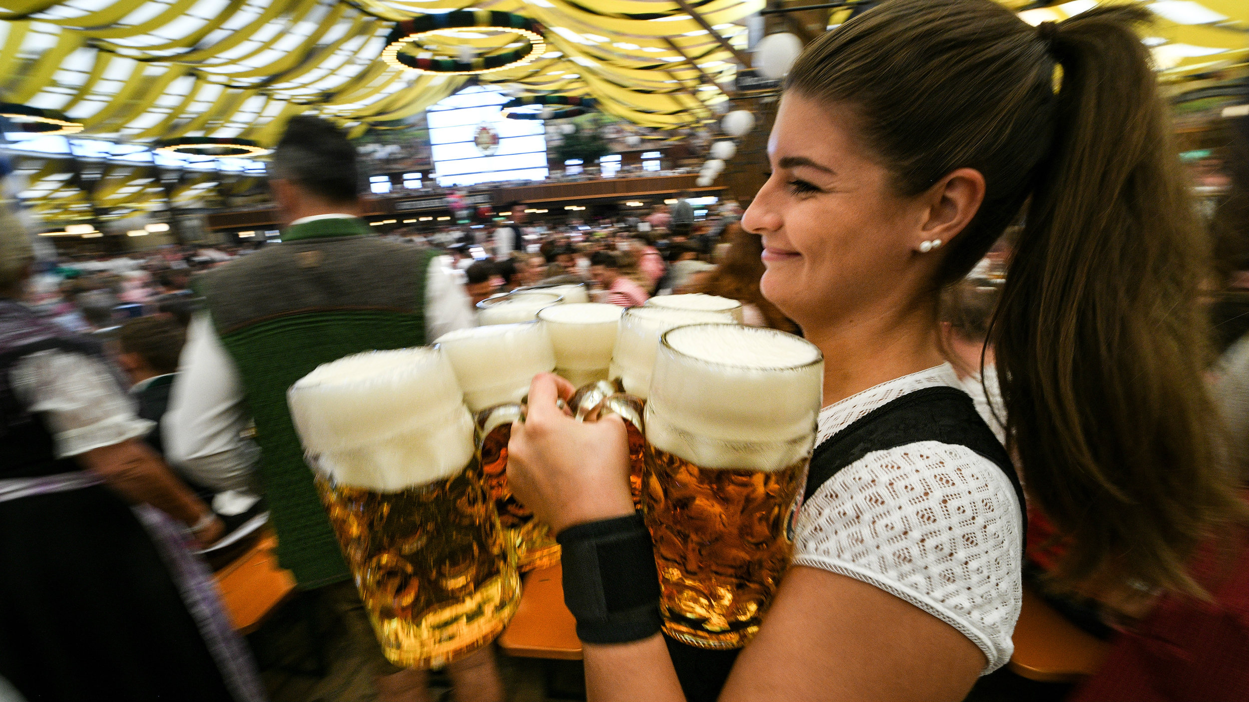 Počeo 186. festival piva Oktobarfest (FOTO) 9 Počeo 186. festival piva Oktobarfest (FOTO) 9