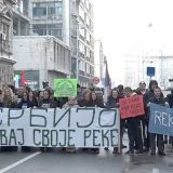 Neće se razići dok ne dobiju odgovor Vučića 12