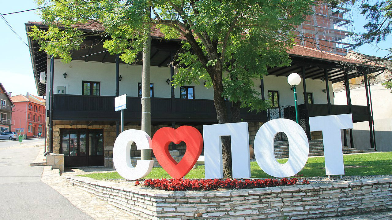 Sopot: Nova turistička meka za članove SNS-a 1