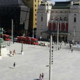 PSG: Rekonstruisani Trg Republike- nefunkcionalna betonska ploča 3