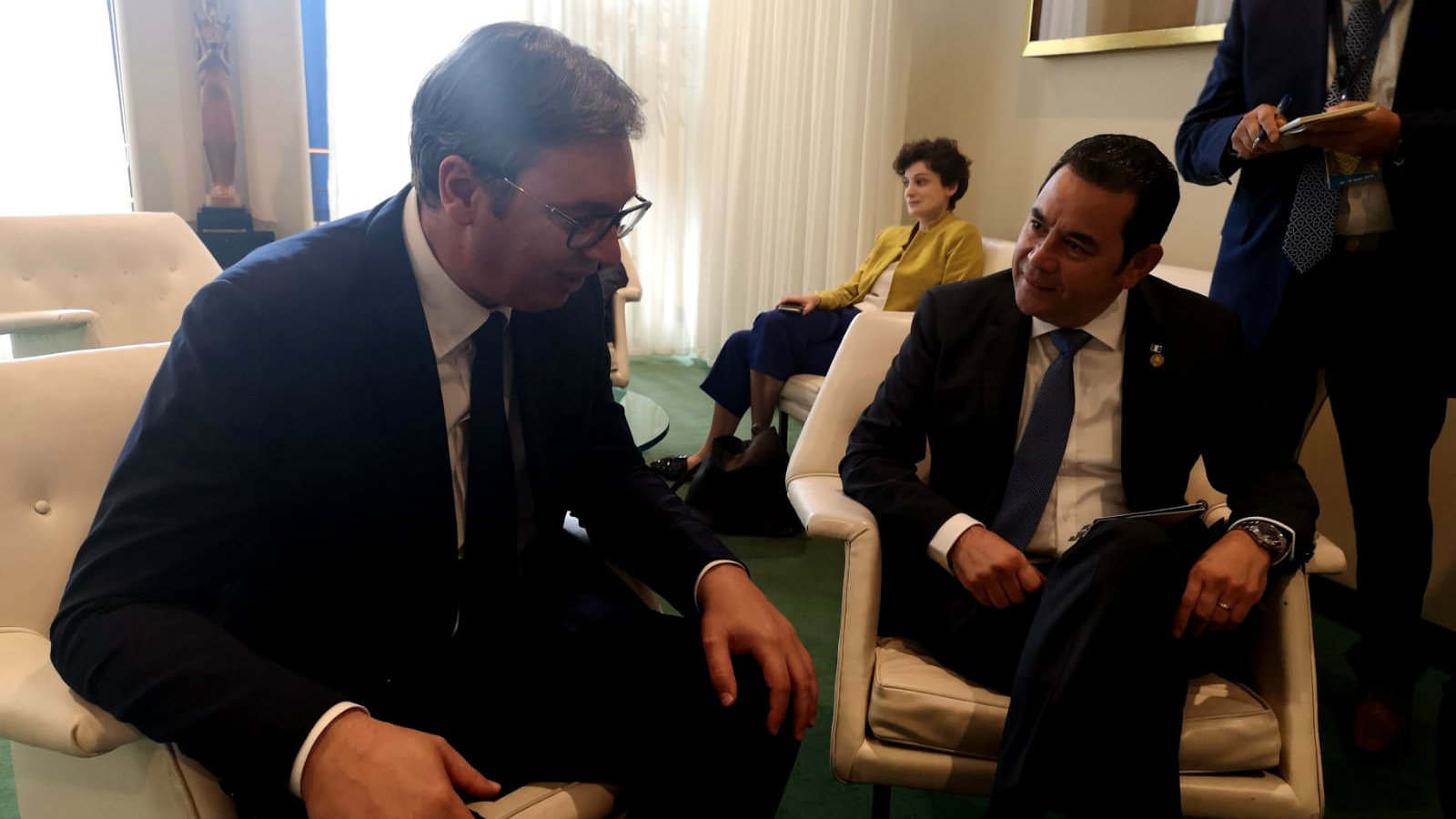 Vučić pozvao predsednika Gvatemale da poseti Srbiju 1