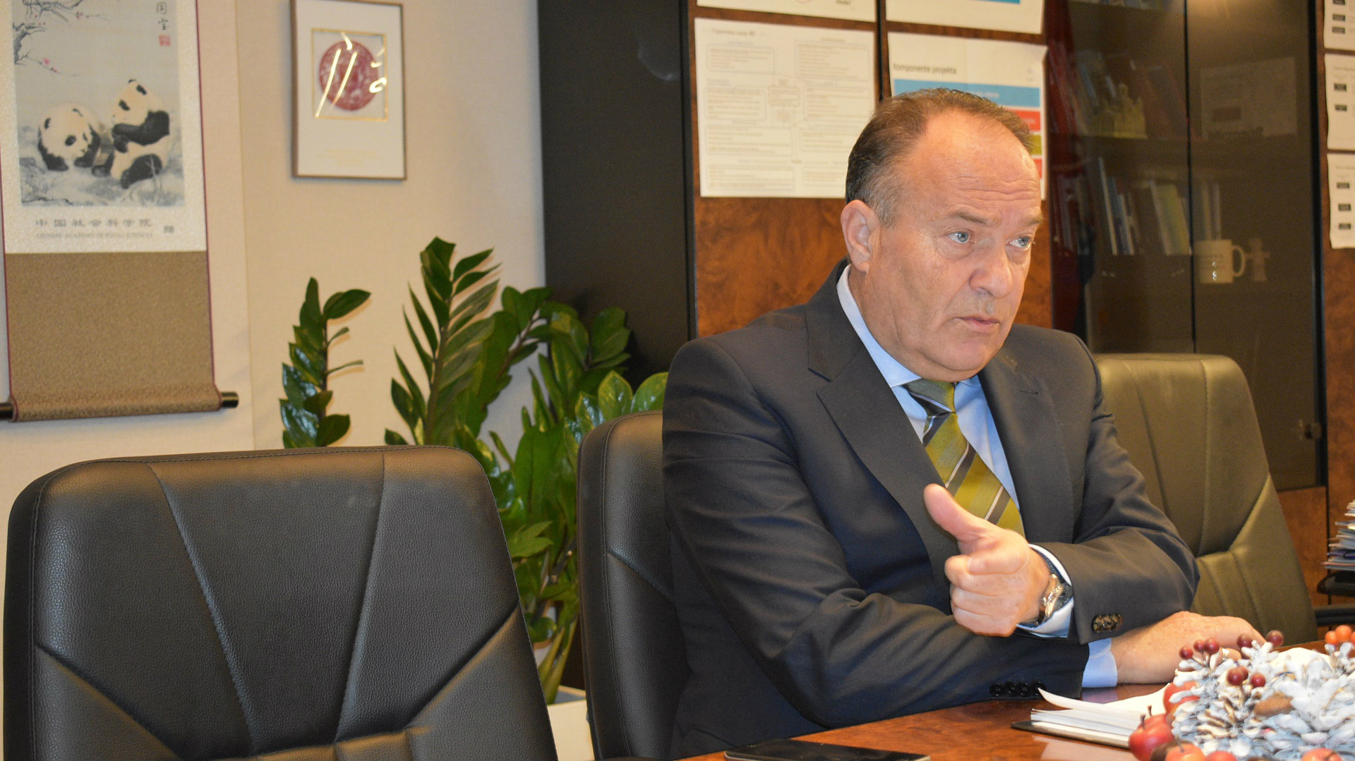 Dugogodišnji direktor OŠ: Šarčević imenovao v.d. direktora koji nije učestvovao na konkursu 1