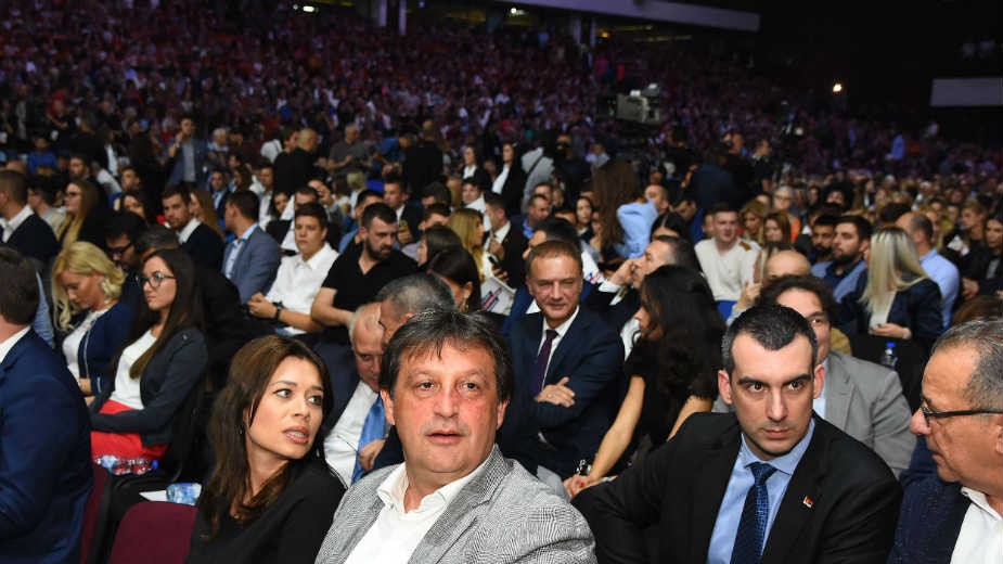 Kako je izgledala proslava 11. godišnjice SNS u Novom Sadu? 1