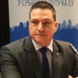 Prosvetari traže povišicu od 15 odsto 4