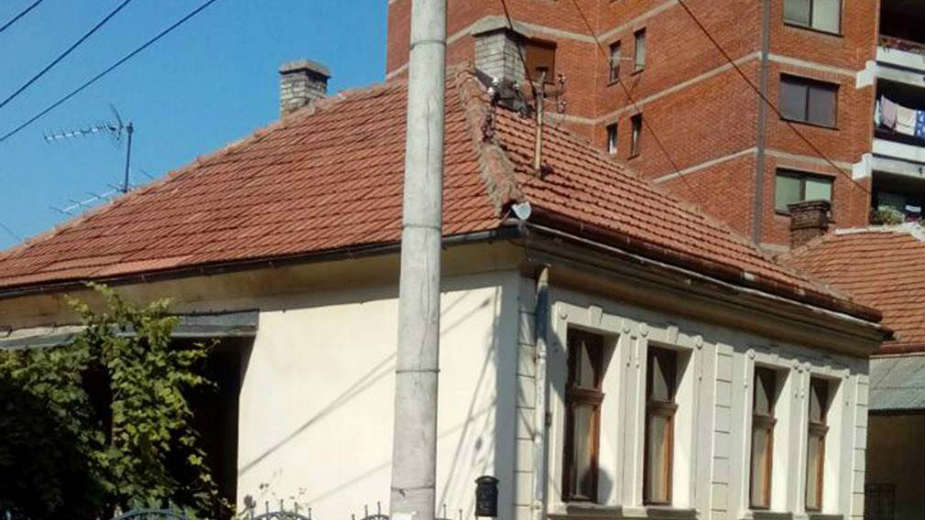 Danas novi pokušaj iseljenja u Užicu: Porodica Ćitić sumnja u korupciju 1