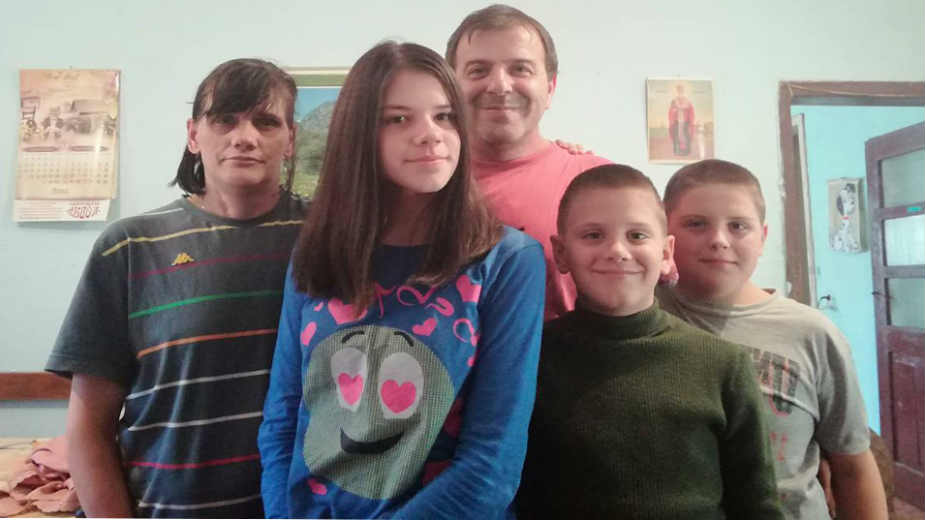 Najteže je ženama na selu 1