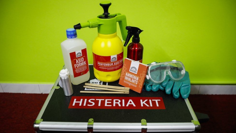 The 'anti-hysteria' kit