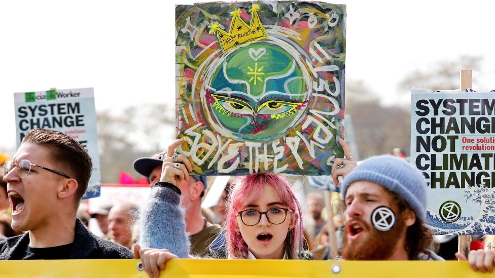 Ko su aktivisti „Pobune protiv izumiranja" i šta žele 1 Extinction Rebellion protesters