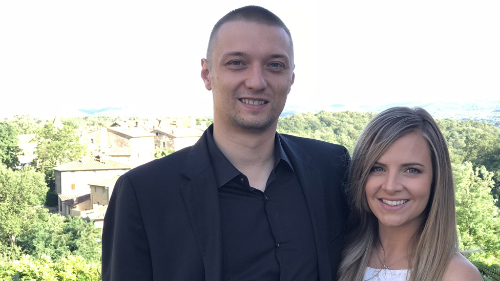 Tajni život tinejdžera multimilionera: „Vodio sam posao za koji niko nije znao" 5 Marcin Kleczynski and his wife