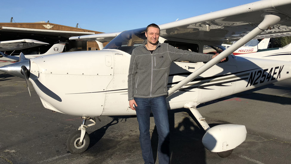 Tajni život tinejdžera multimilionera: „Vodio sam posao za koji niko nije znao" 4 Marcin Kleczynski and his plane