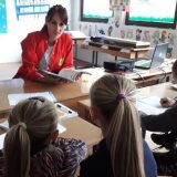 Svetski dan učitelja: Upoznajte učitelje koji đake obrazuju, voze u školu i sa njima igraju fudbal 3