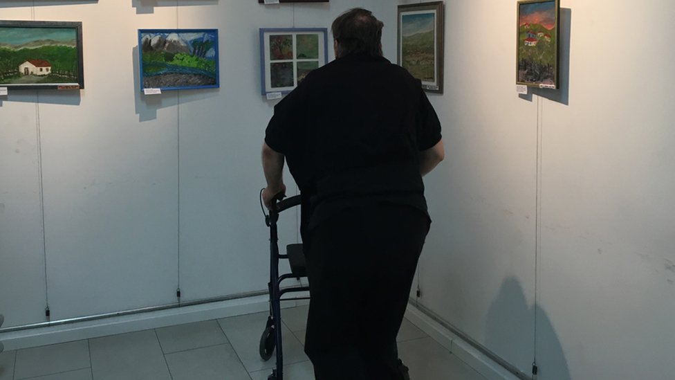 „Bojama obojen svet“ - likovna dela ljudi obolelih od cerebralne i dečije paralize 8 Izložba Bojama obojen svet