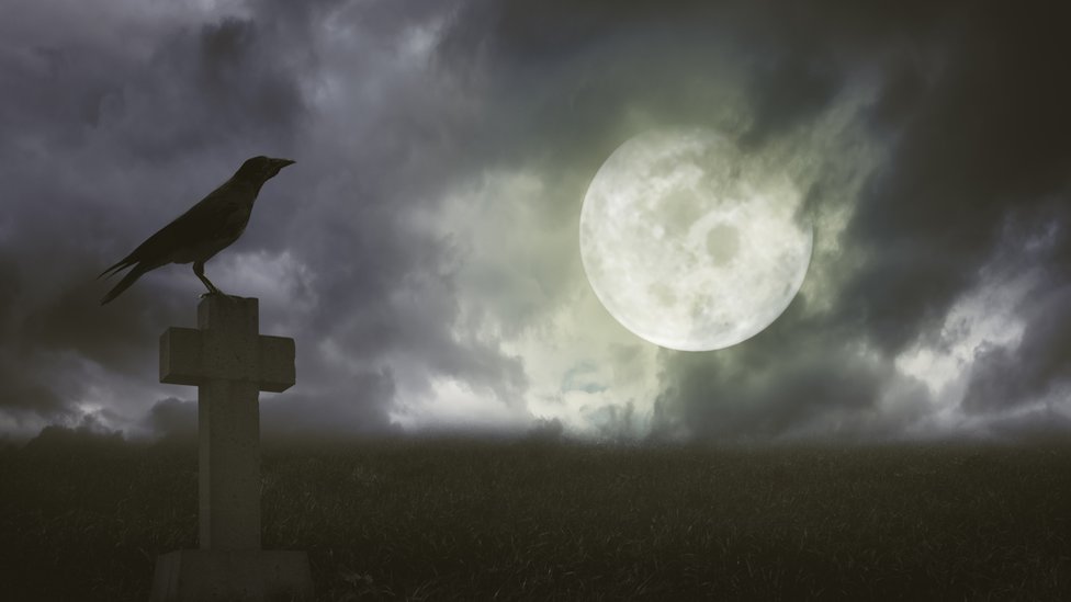 Noć veštica: Nemirni pokojnici - šta znamo o srednjovekovnim zombijima 12 Sernaя vorona i Luna