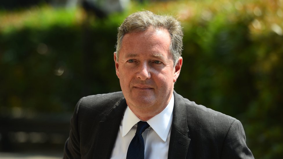 Da li su Bitlsi pušili u toaletu Bakingemske palate, a ko je krao toalet papir 8 Piers Morgan