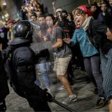 Šef katalonske vlade: Odmah prekinuti nasilje na ulicama Barselone 5