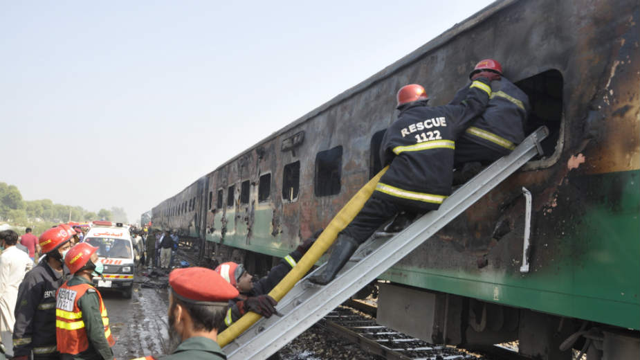 U vozu stradalo najmanje 73 ljudi 1