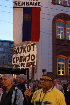 Protest 1 od 5 miliona: Mali 4. novembra više neće biti doktor nauka (VIDEO, FOTO) 2
