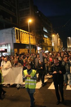 Protest 1 od 5 miliona: Mali 4. novembra više neće biti doktor nauka (VIDEO, FOTO) 3