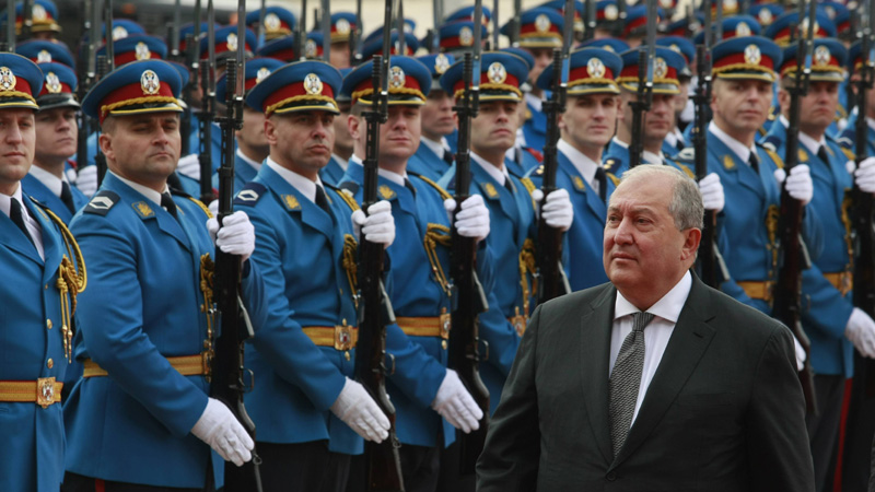 Dačić ispratio predsednika Jermenije 1