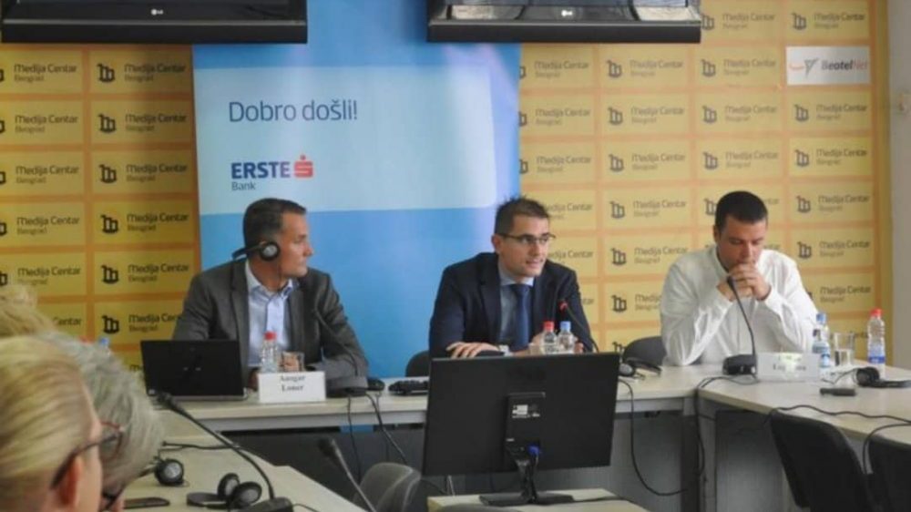 Građani Srbije mesečno "ostave sa strane" 4.771 dinar 1