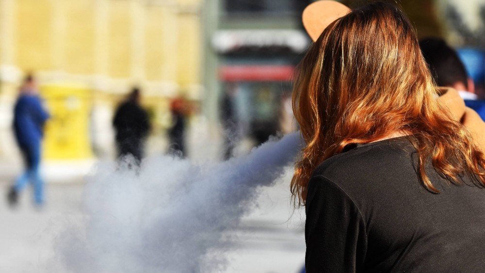 Skuplje cigarete smanjuju broj pušača 1