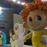 Dečji dan na Media marketu: Razbijanje pinjate i predstava (VIDEO, FOTO) 4 Dečji dan na Media marketu: Razbijanje pinjate i predstava (VIDEO, FOTO) 4