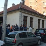 Porodica želi da plati dug, poverioci to odbijaju 12