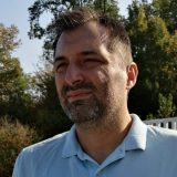 Nepoznate osobe uklonile plakat sa slikom uzbunjivača iz Krušika 11