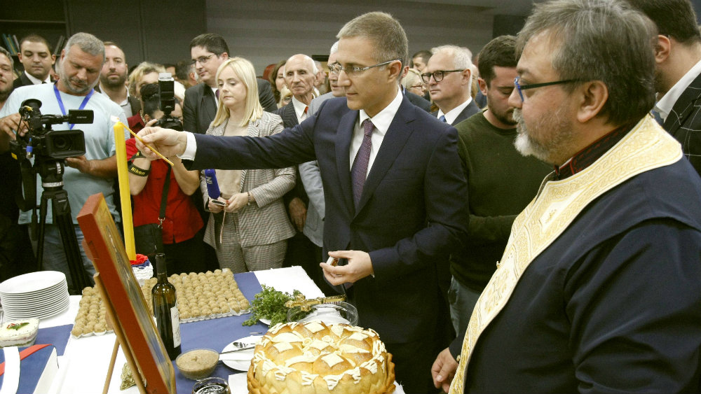 Stefanović na obeležavanju 11. godišnjice SNS-a: Uskoro očekujem jednocifrenu nezaposlenost 1