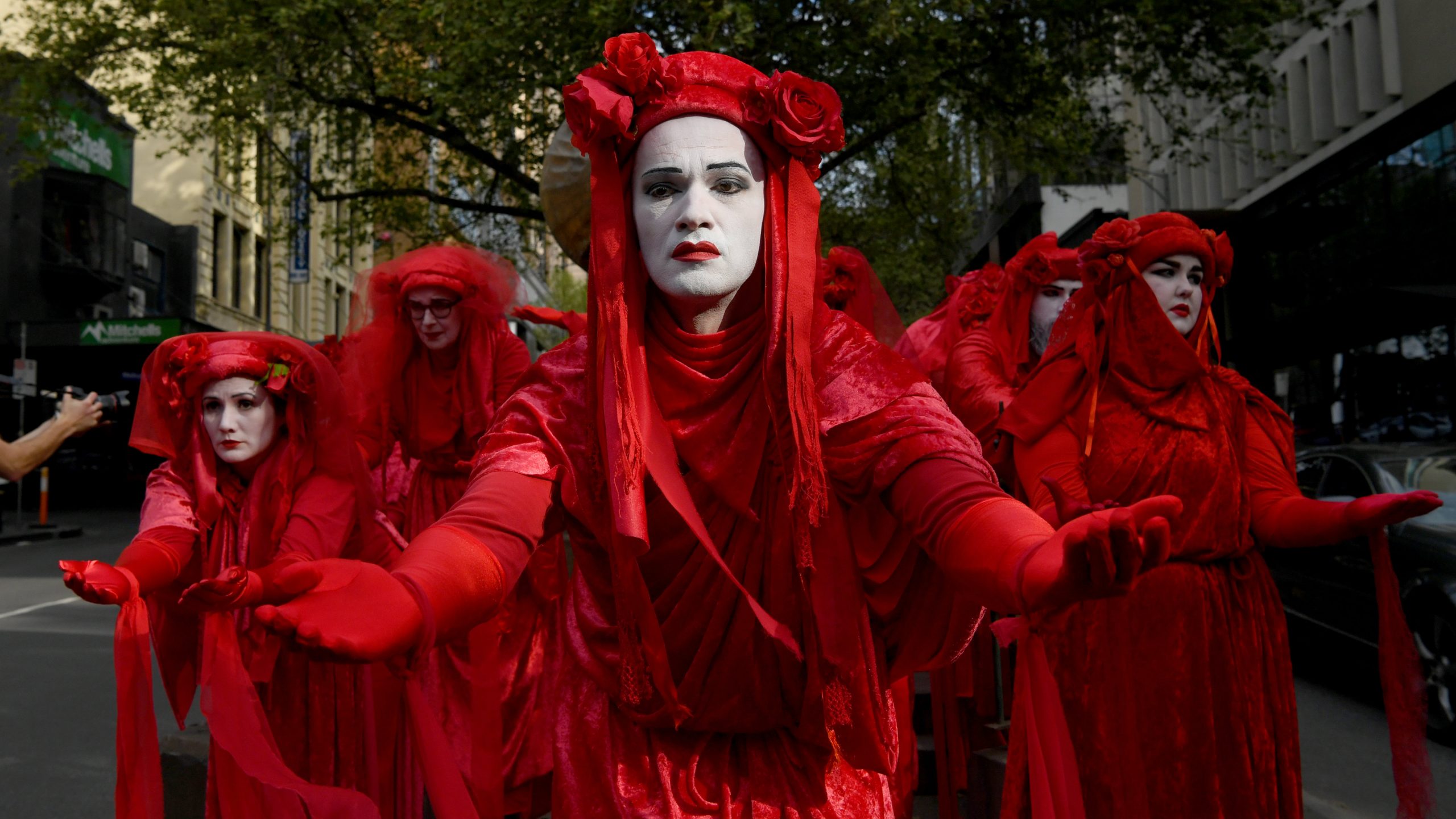 Počela "prolećna pobuna": Ekološki protesti se šire svetom (FOTO) 6 Počela "prolećna pobuna": Ekološki protesti se šire svetom (FOTO) 6