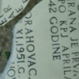 Orahovac: Polomljena spomen ploča posvećena borcima iz Drugog svetskog rata 7