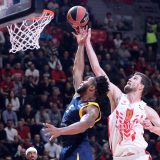 Zvezda slavila protiv Himkija 3