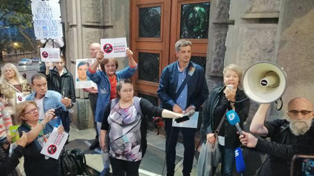 Protest Novinari protiv fantoma: Srbija mora da oslobodi medije (VIDEO, FOTO) 1