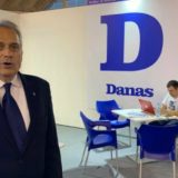 Aleksandar Gajović posetio štand lista Danas 12