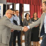 Vesić: U okviru akcije "Đačko parking mesto" školama donirano 10 miliona dinara 5