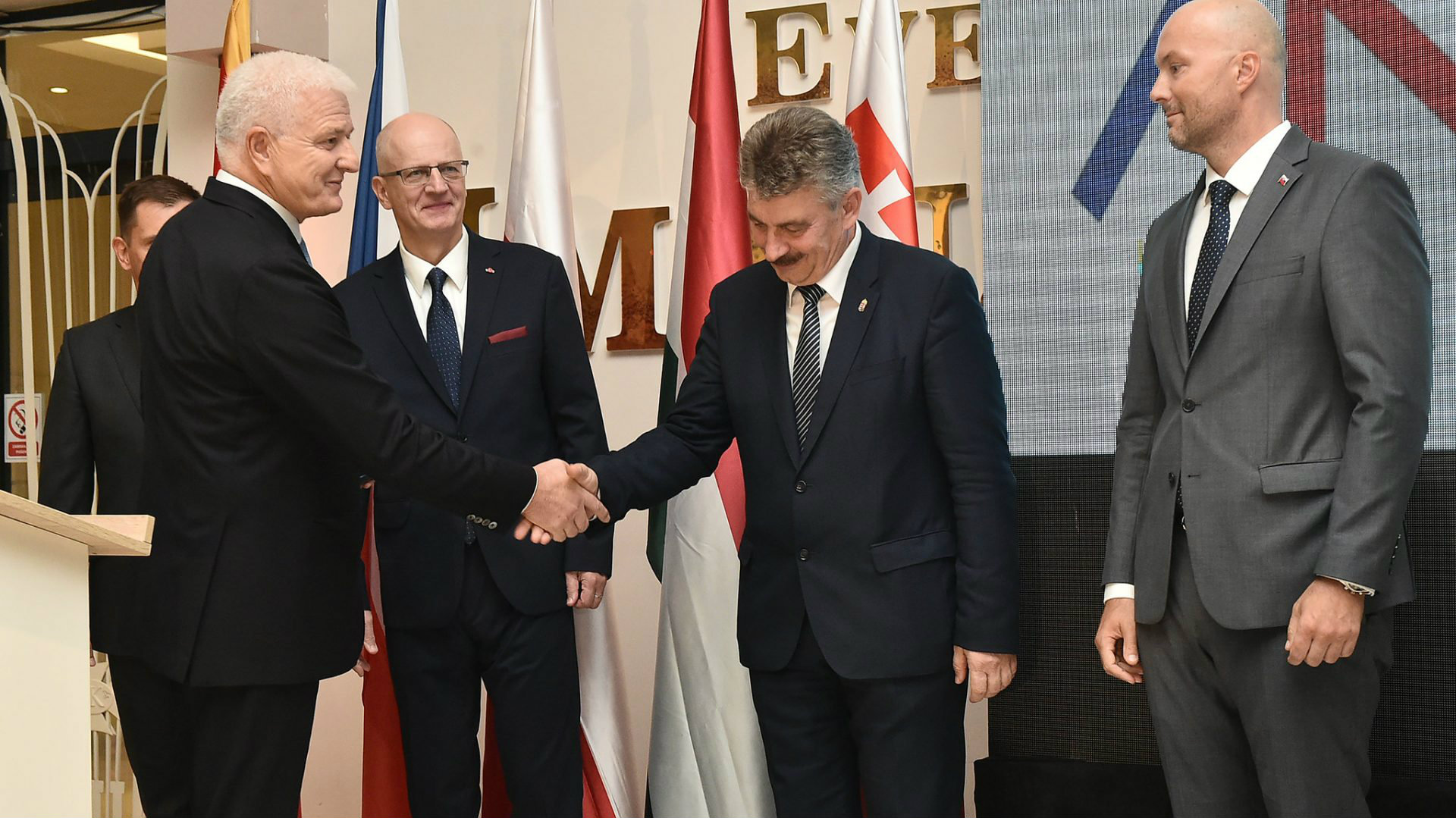 Podgorica: Ambasadori zemalja Višegradske grupe održali zajednički prijem 1