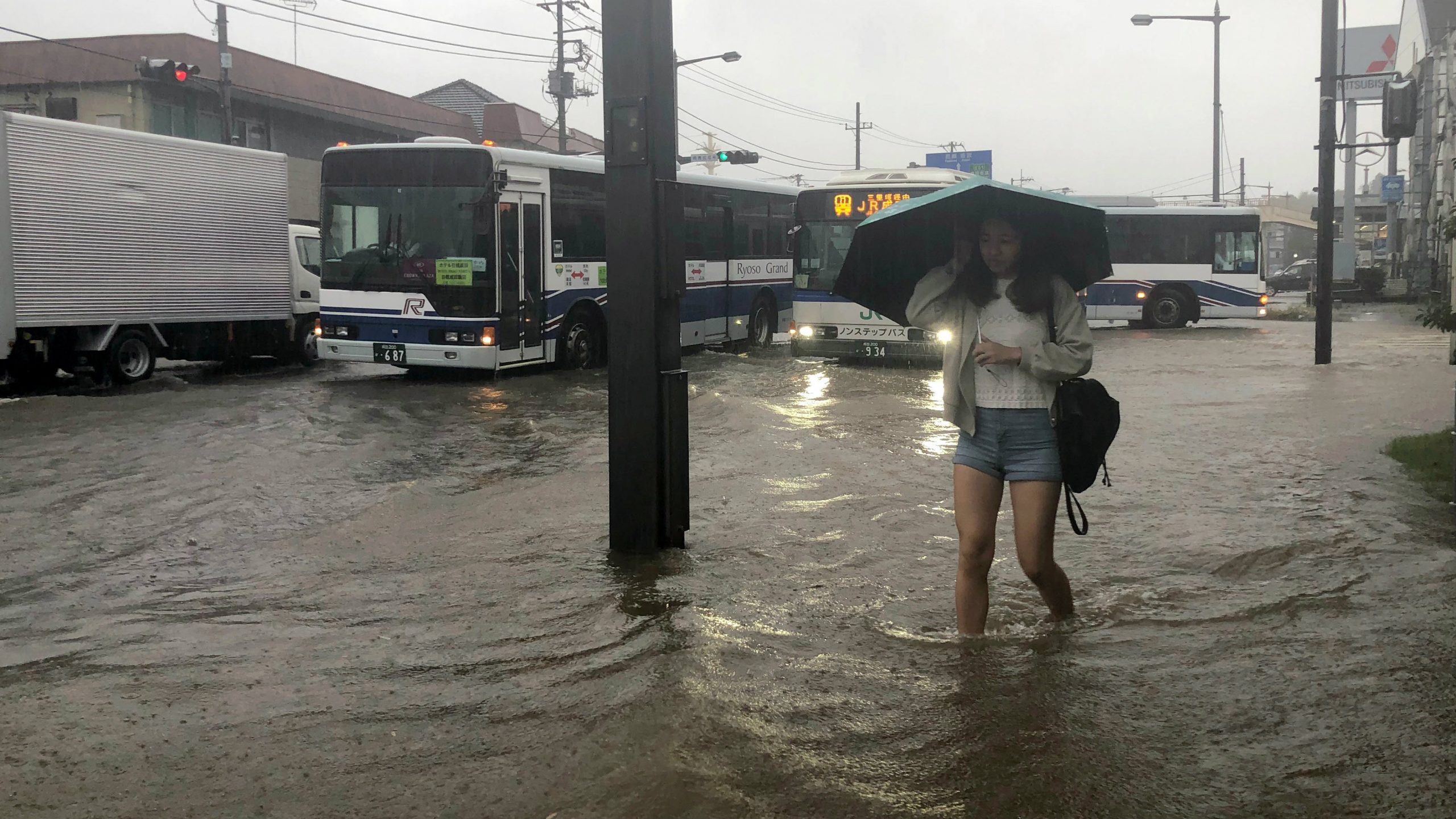 U Japanu četiri osobe stradale u nevremenu, jedna osoba nestala 1