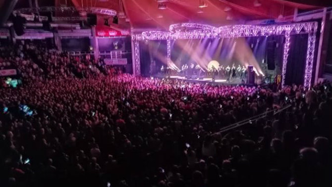 Na koncertu Đorđa Balaševića u Beču više od 5.000 ljudi (FOTO) 6 Na koncertu Đorđa Balaševića u Beču više od 5.000 ljudi (FOTO) 6