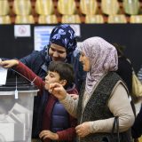 Korisnicima MTS d.o.o. na Kosovu stigle poruke da izađu da glasaju i za koga 3