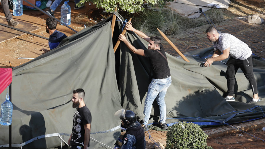 Pristalice Hezbolaha rušile šatore demonstranata u Bejrutu 1