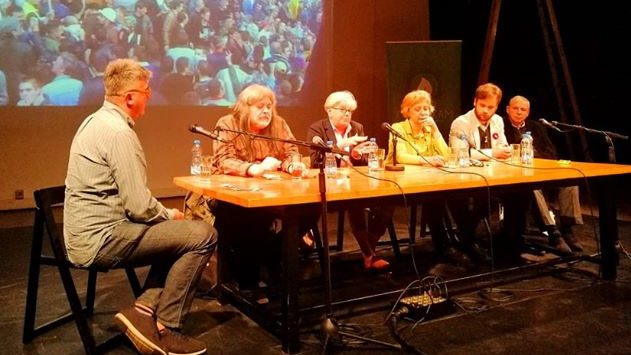 Građani su odgovorni za parastos demokratije (FOTO) 1