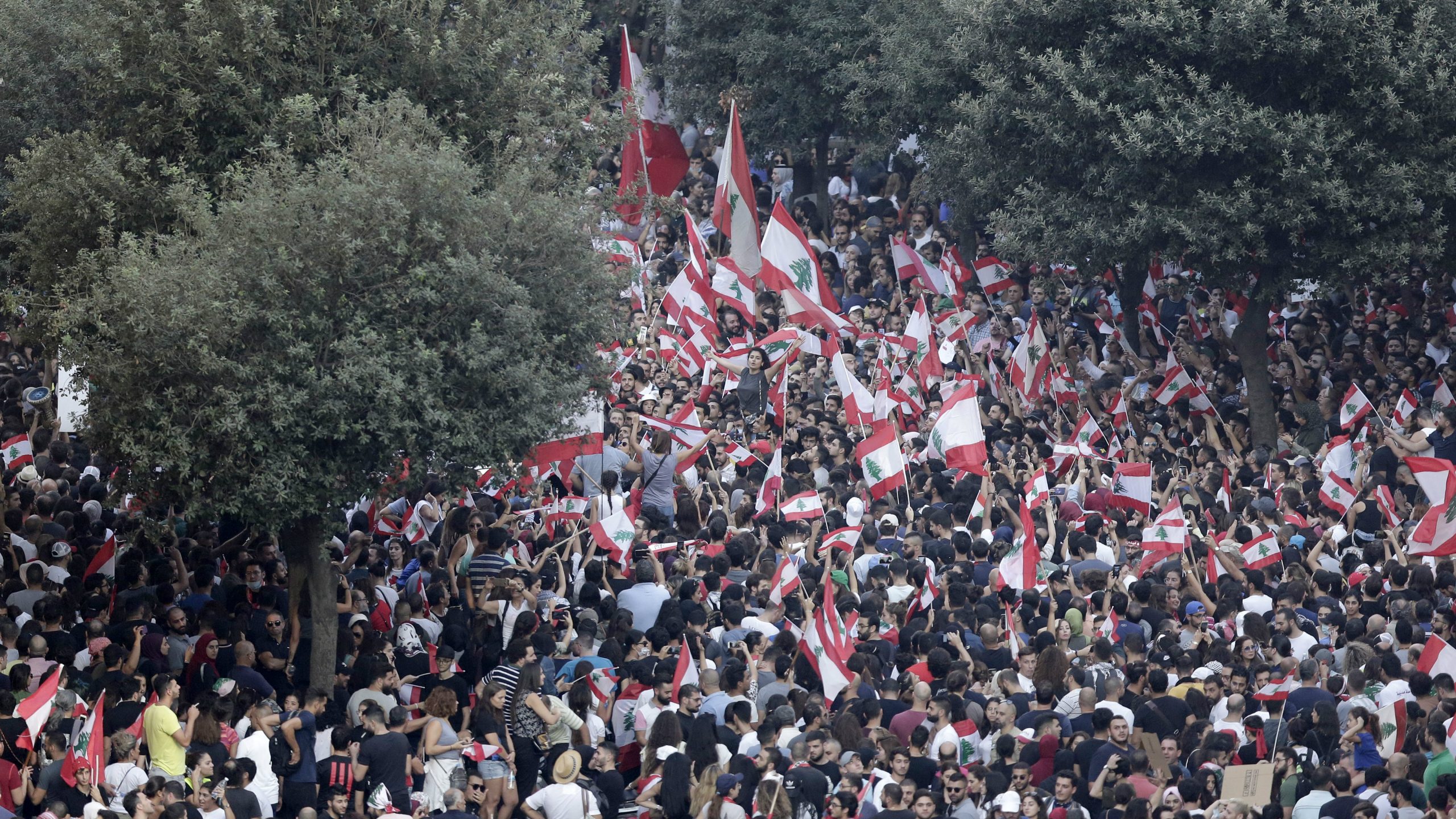 Hiljade Libanaca na protestu protiv vlasti 1