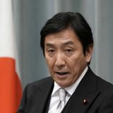 Ministar biračima davao voće, kavijar i matični mleč 4