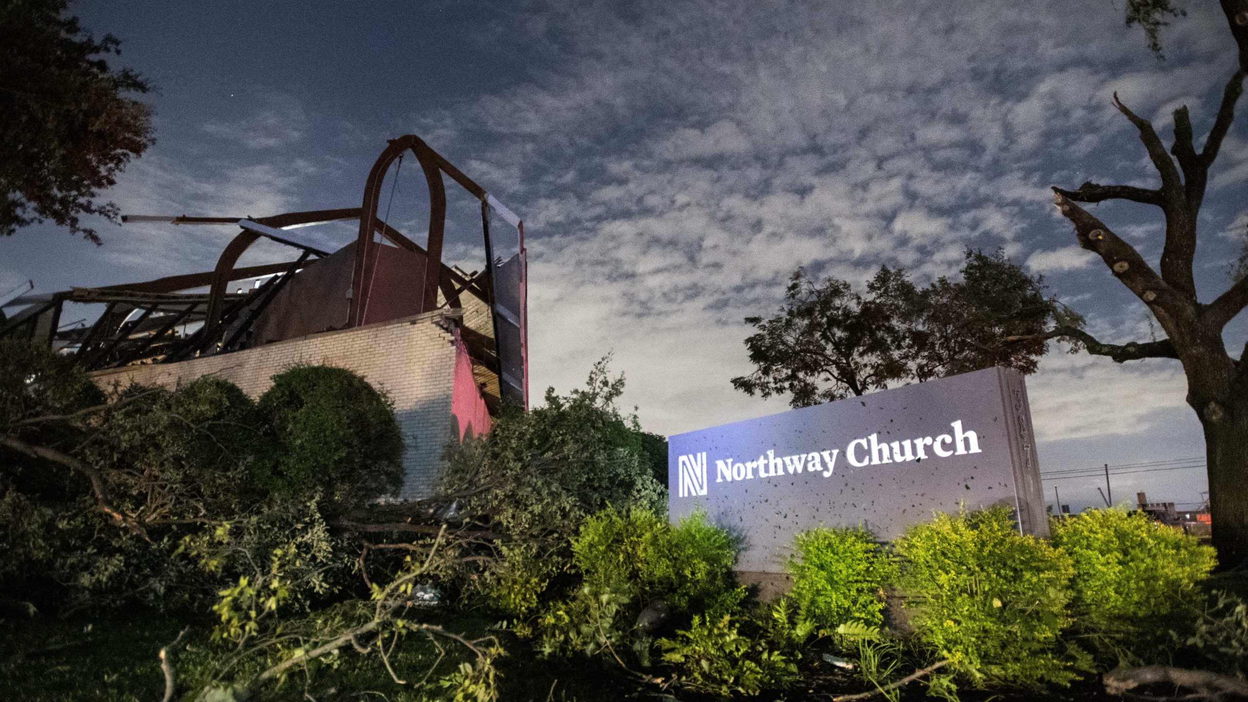 Oluje u SAD, jedan mrtav u nevremenu u Arkanzasu, tornado pogodio Dalas 1