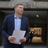 Zelenović podneo žalbu povereniku, traži podatke o nabavci za obnovu Trga Republike 4