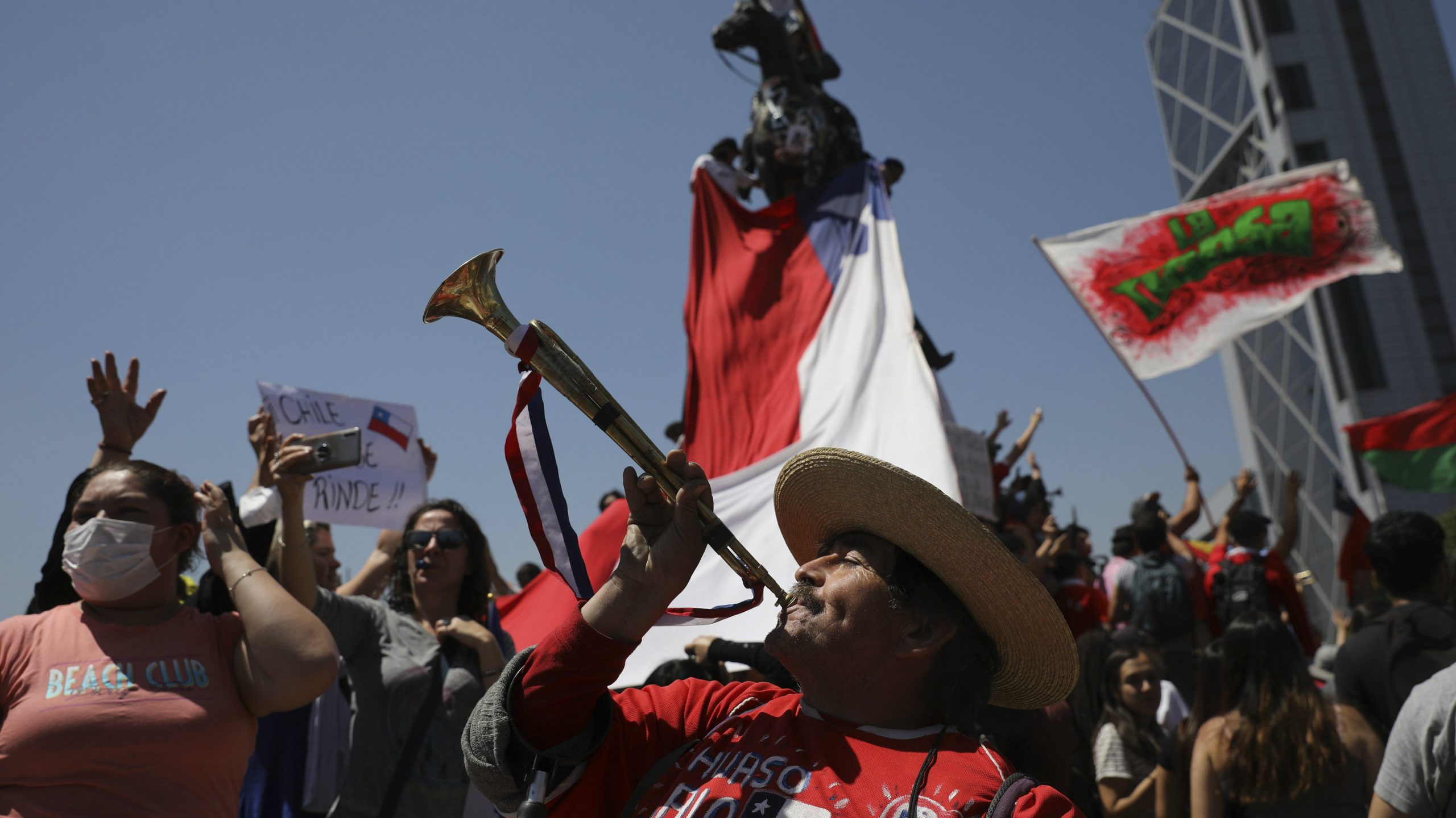 Čileanci na ulicama, nezadovoljni ustupcima vlade 1