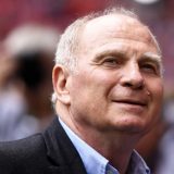 Uli Henes: Obožavani predsednik 2